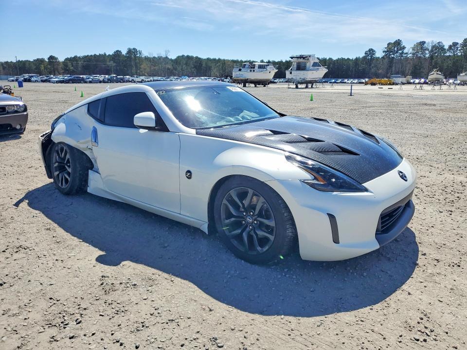 2016 Nissan 370z Base