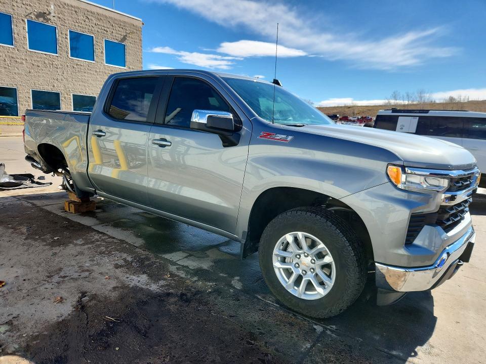 2025 Chevrolet Silverado K1500 LT