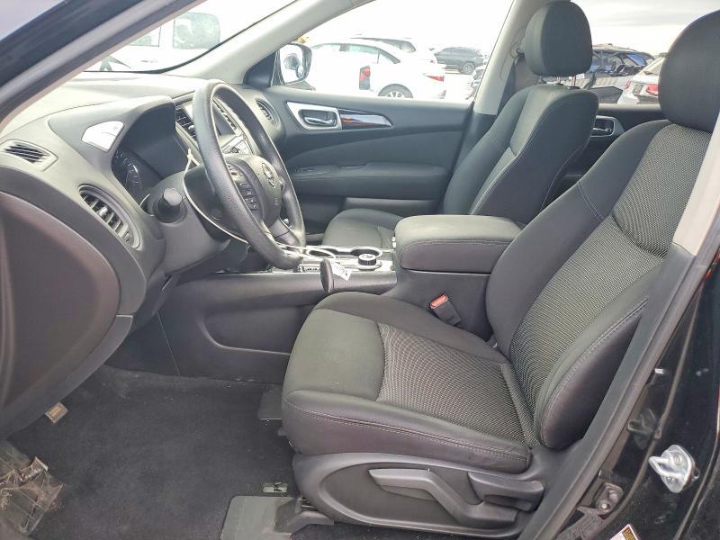 2017 Nissan Pathfinder s