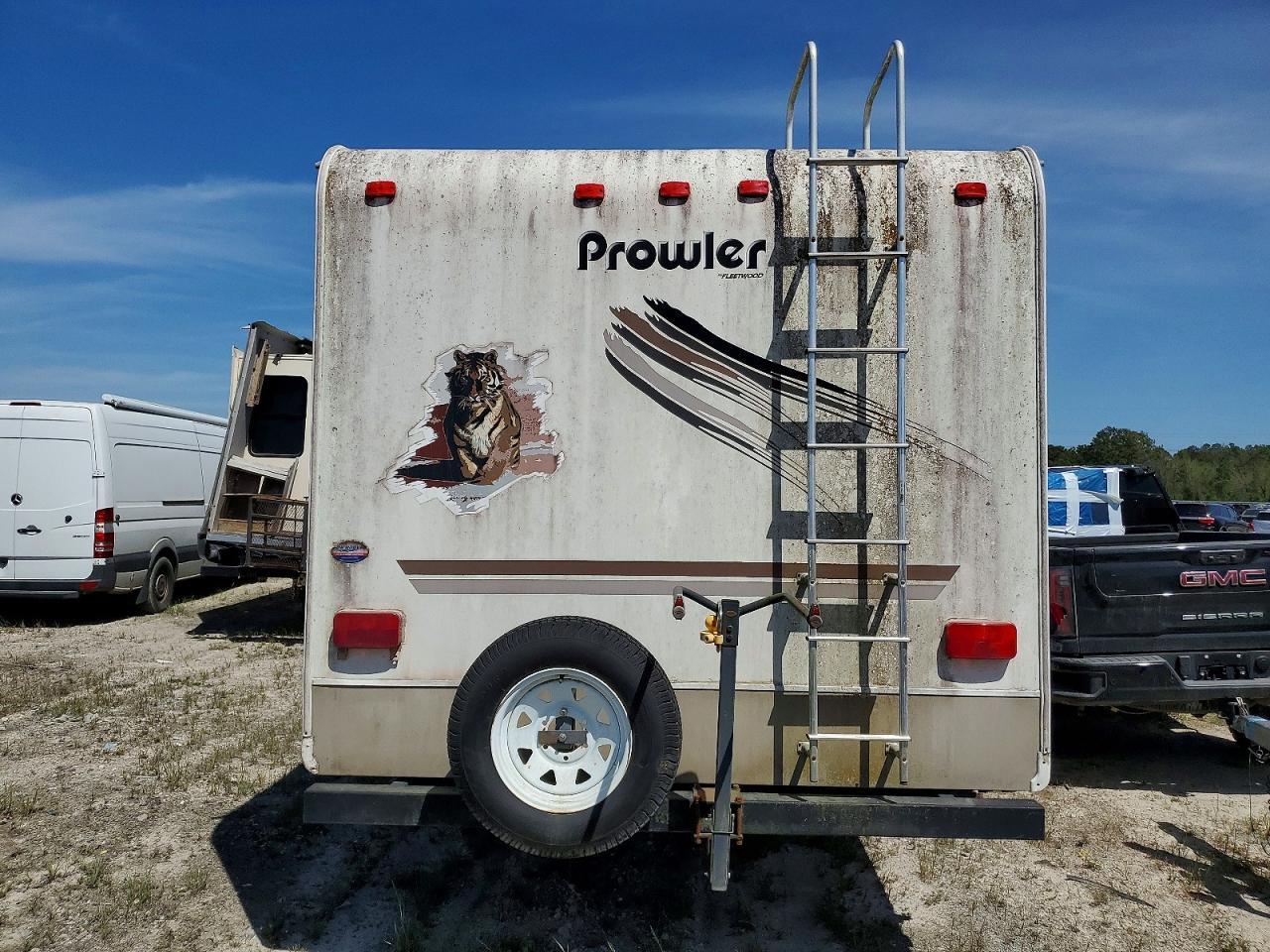 2008 Fleetwood Prowler Camper