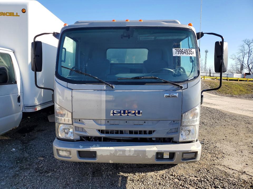 2020 Isuzu NRR BOX Truck