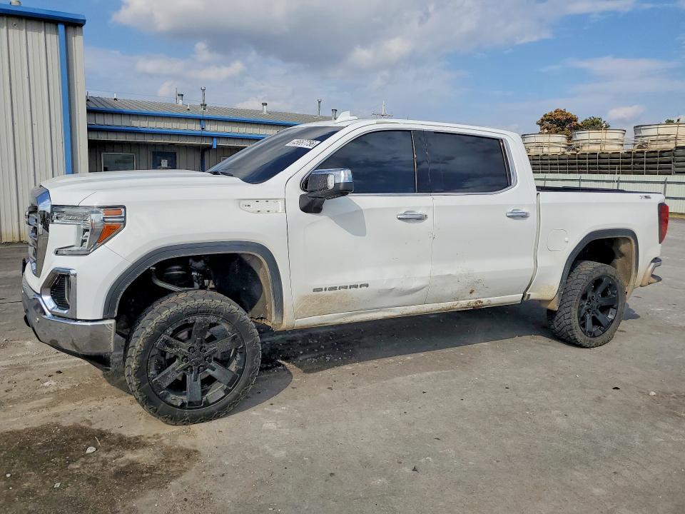 2020 GMC Sierra K1500 SLT