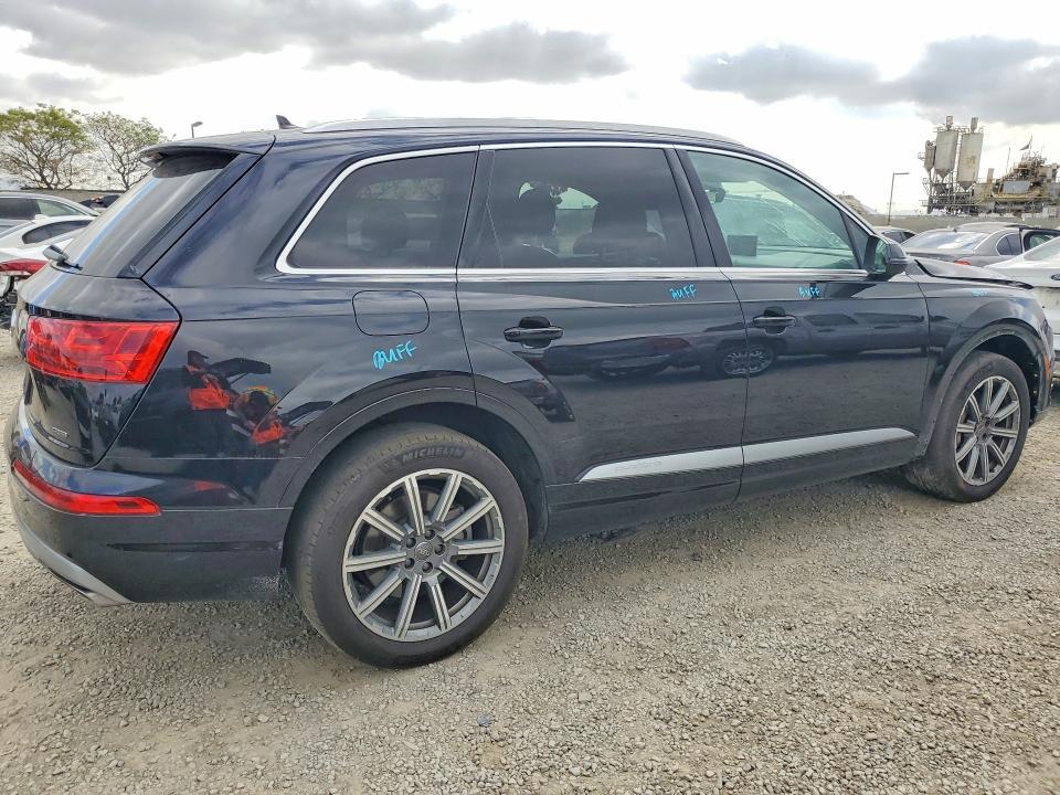 2018 Audi Q7 Premium Plus