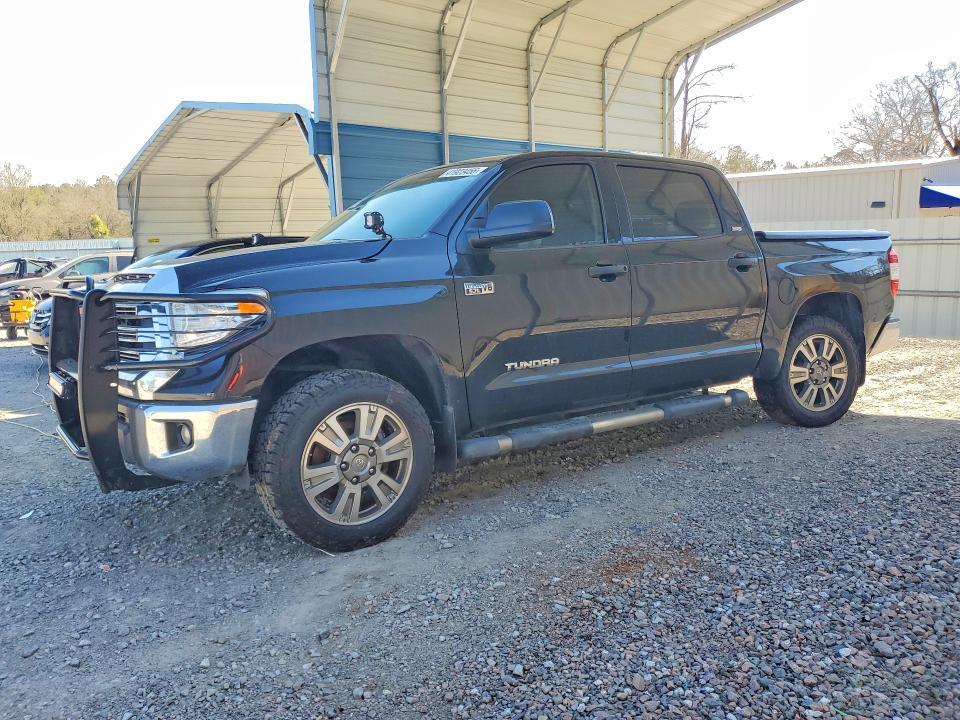 2015 Toyota Tundra SR5