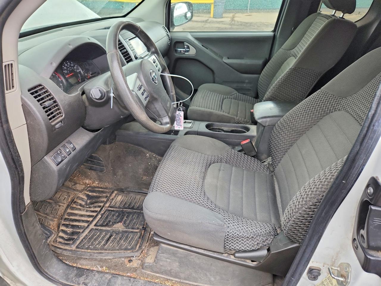 2018 Nissan Frontier SV V6