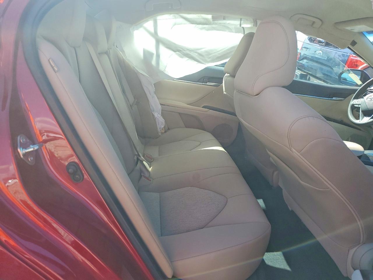 2020 Toyota Camry le