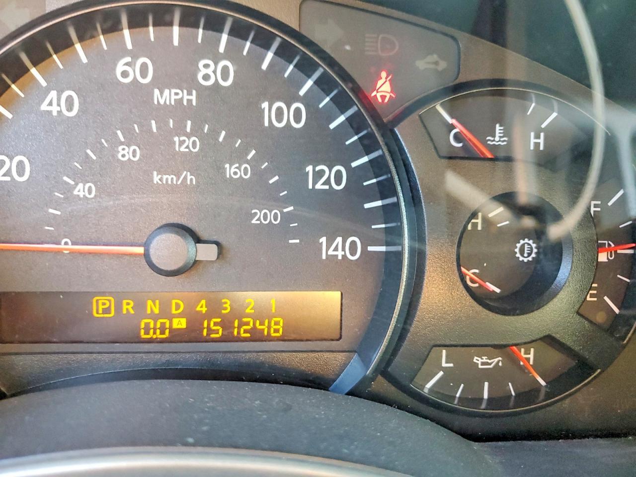 2004 Nissan Titan XE