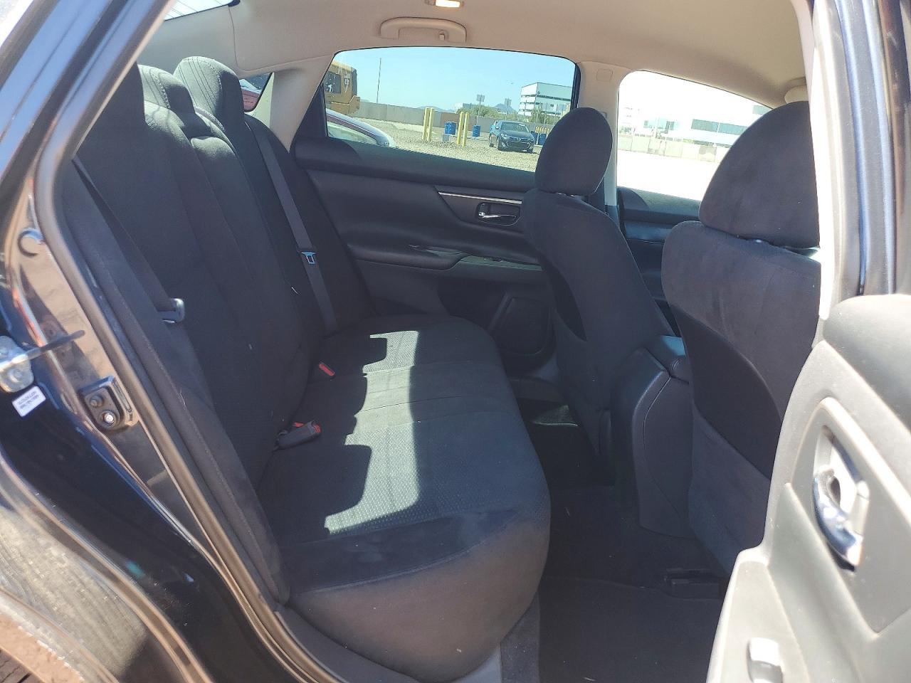 2015 Niss Altima 2.5 sv