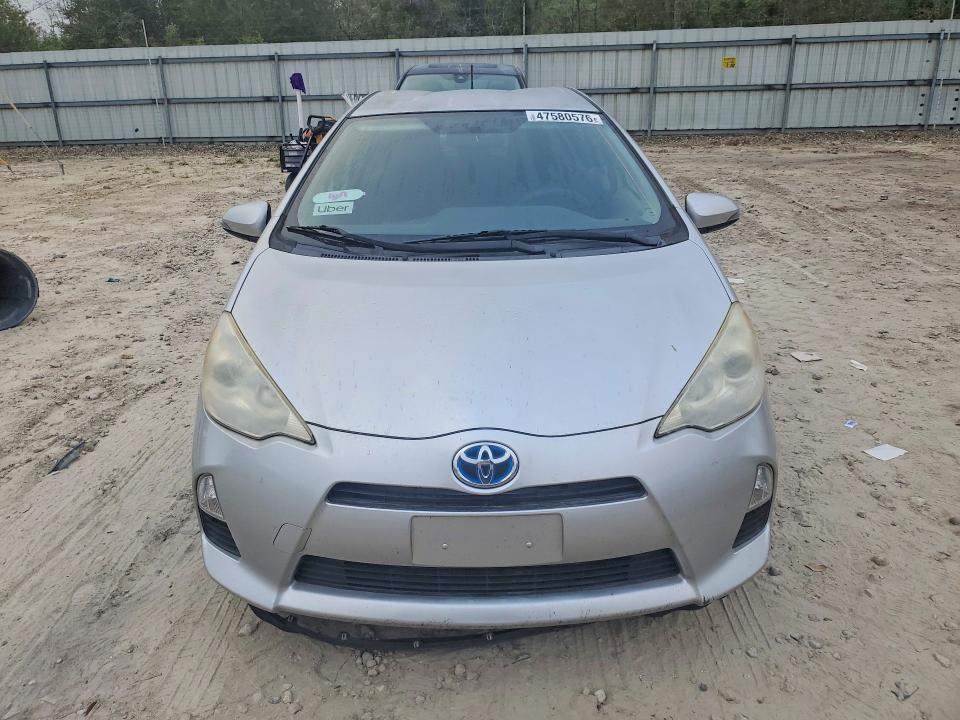 2013 Toyota Prius c Three