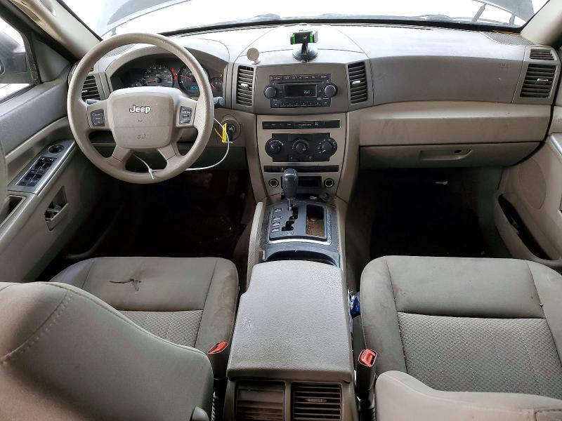 2005 Jeep Grand Cherokee Laredo