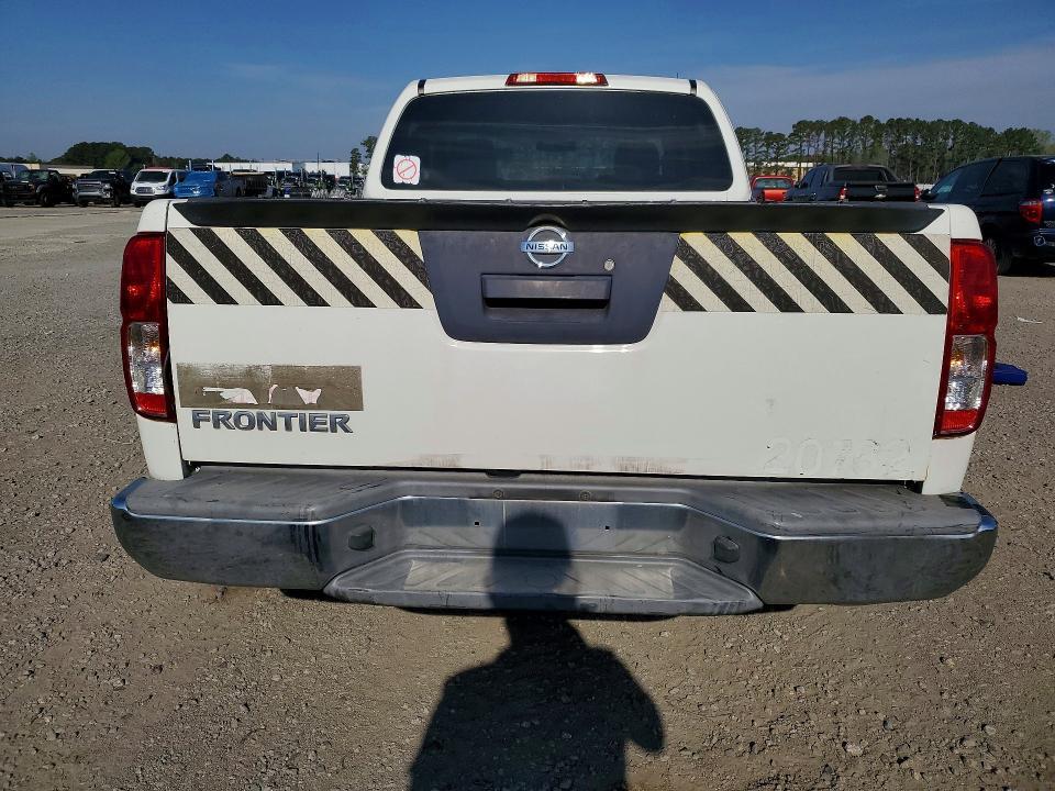 2015 Nissan Frontier S