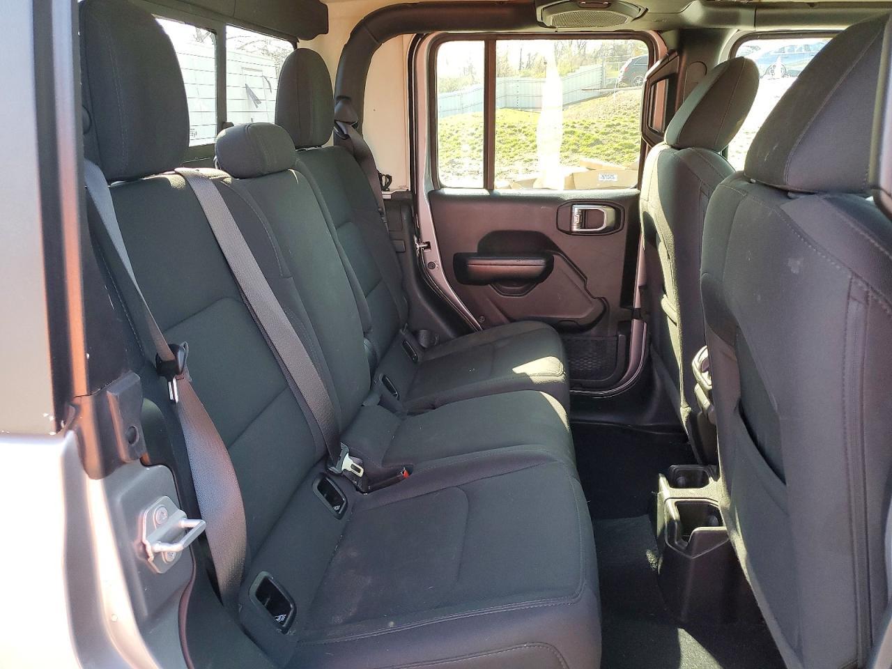 2020 Jeep Gladiator Sport