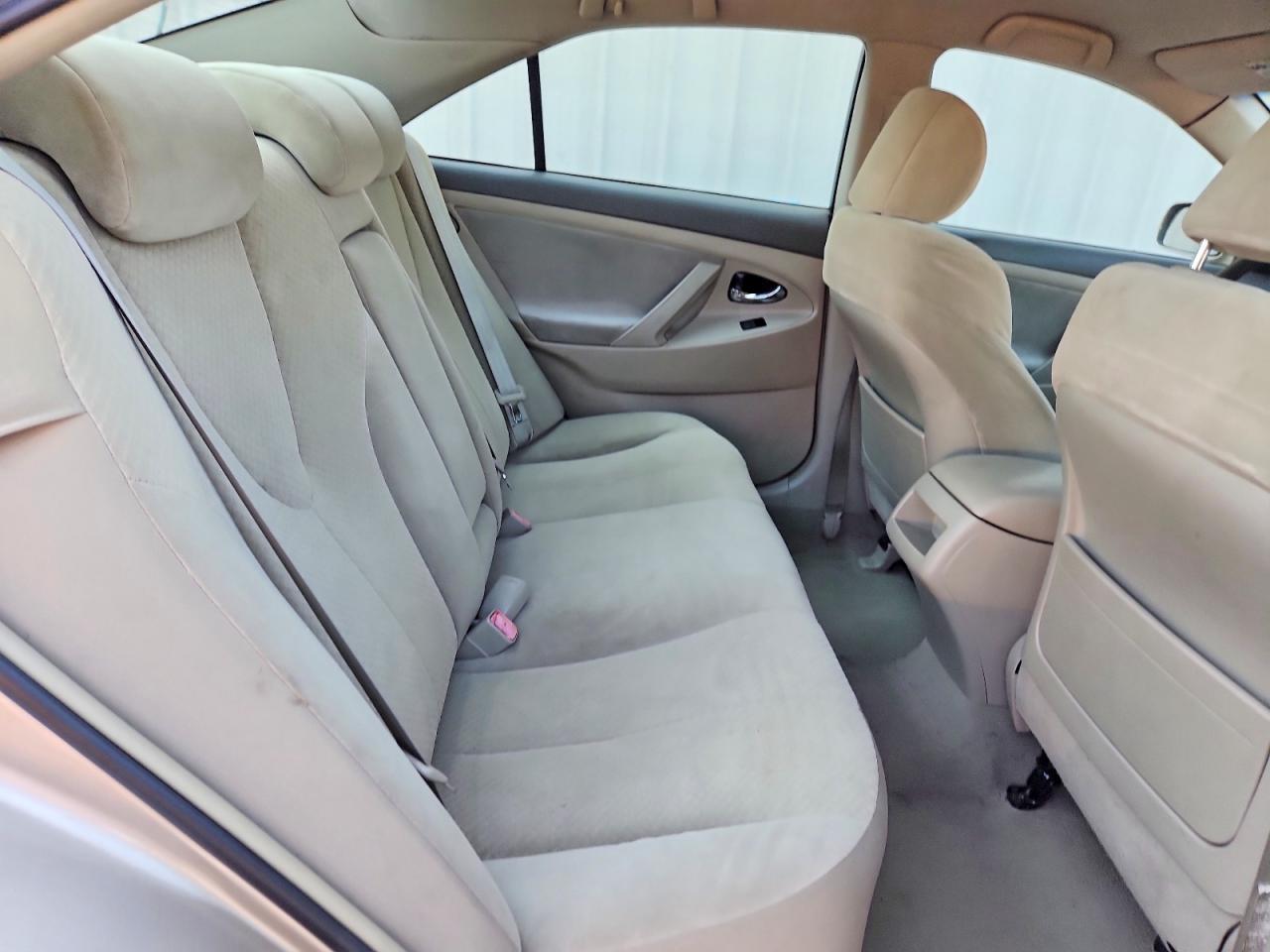 2007 Toyota Camry le