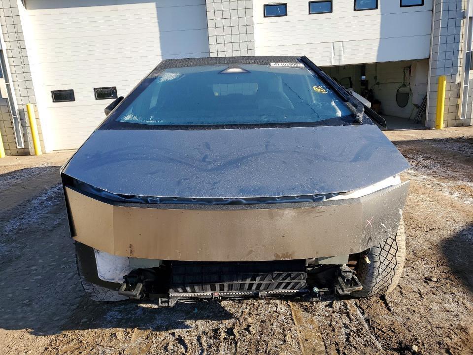 2024 Tesla Cybertruck