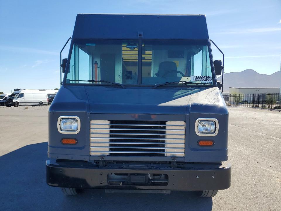 2021 Ford F59 Delivery Truck
