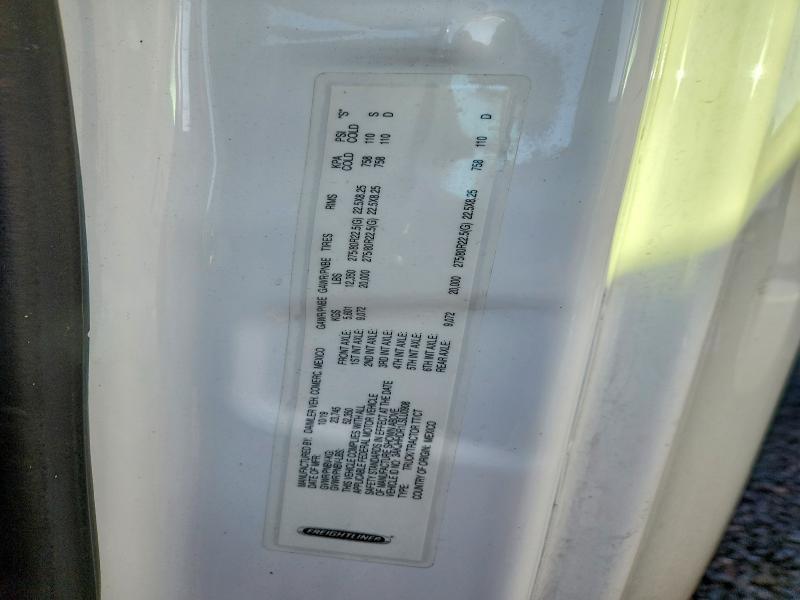 2020 Freigliner 2020 Freightliner Cascadia 126 Semi Truck