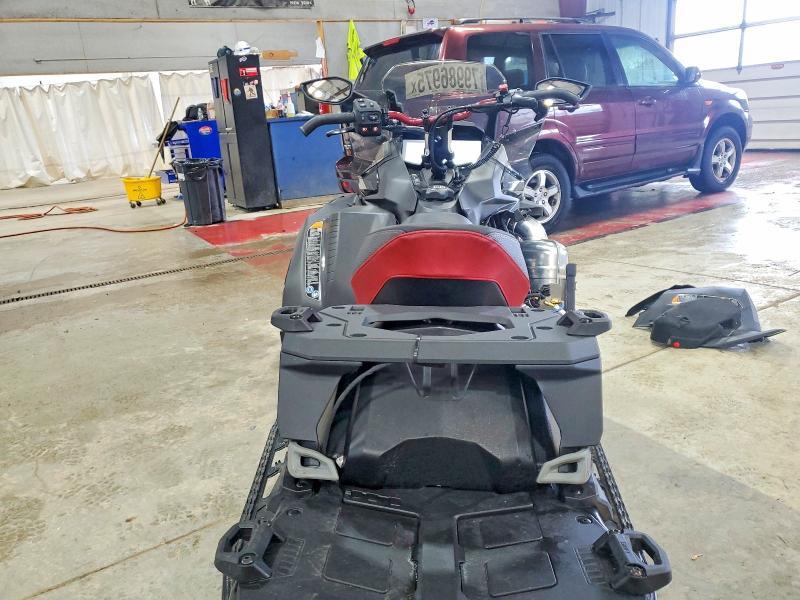 2025 Skidoo Renegade ADR W/ENDUR