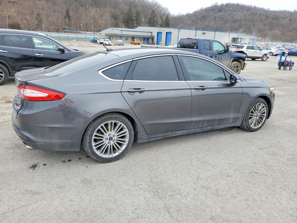 2015 Ford Fusion se