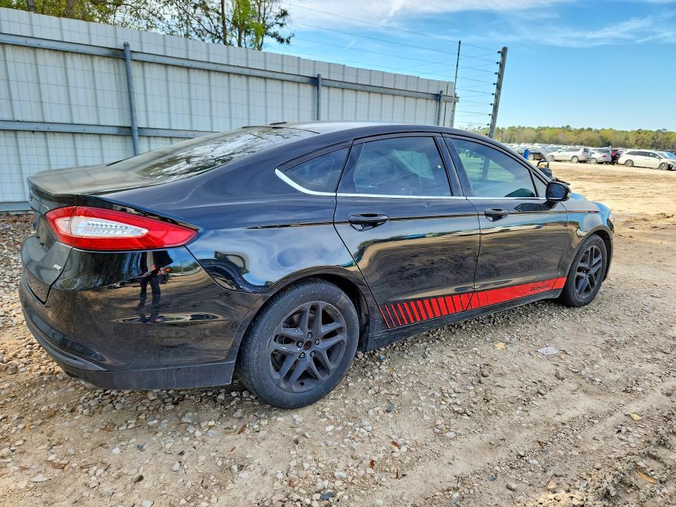 2016 Ford Fusion se