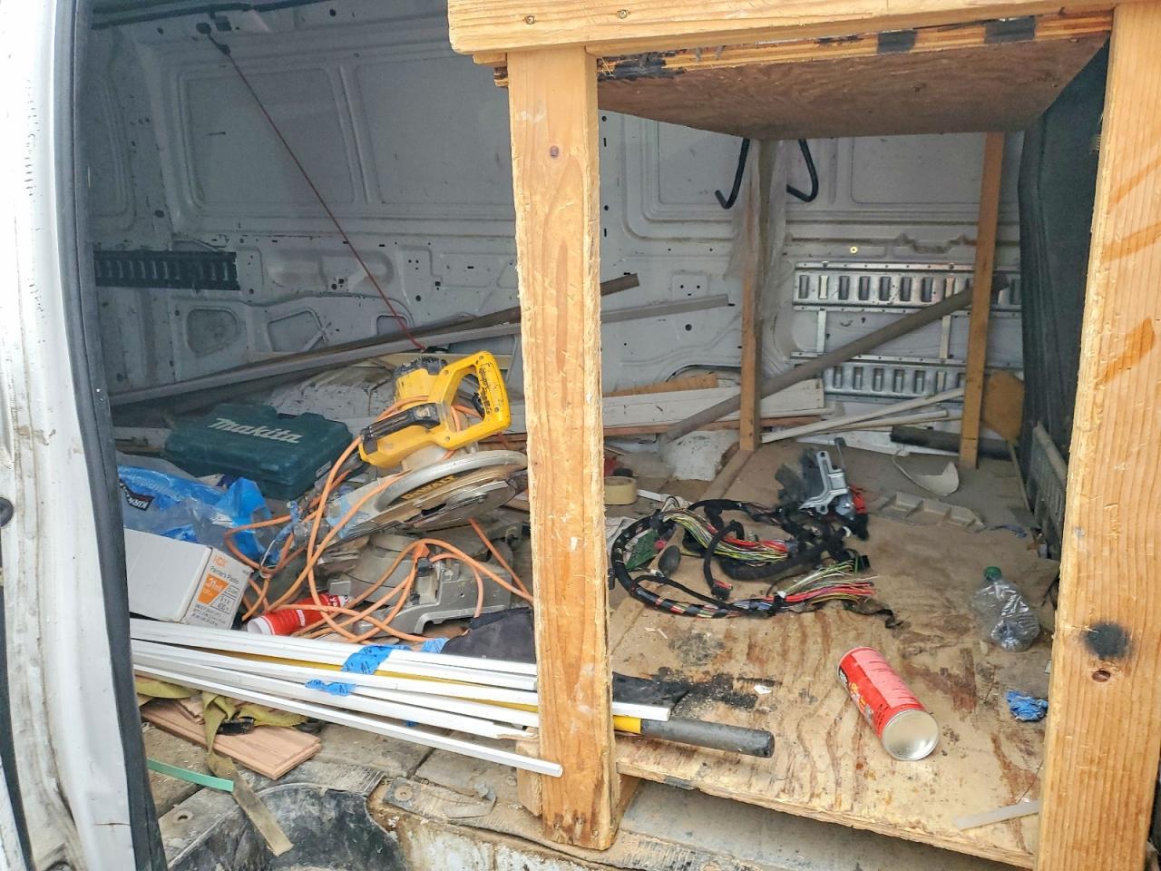 2009 Ford Econoline E350 Super Duty Van