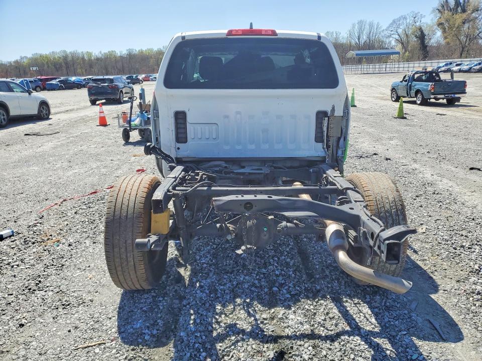 2022 Nissan Frontier S