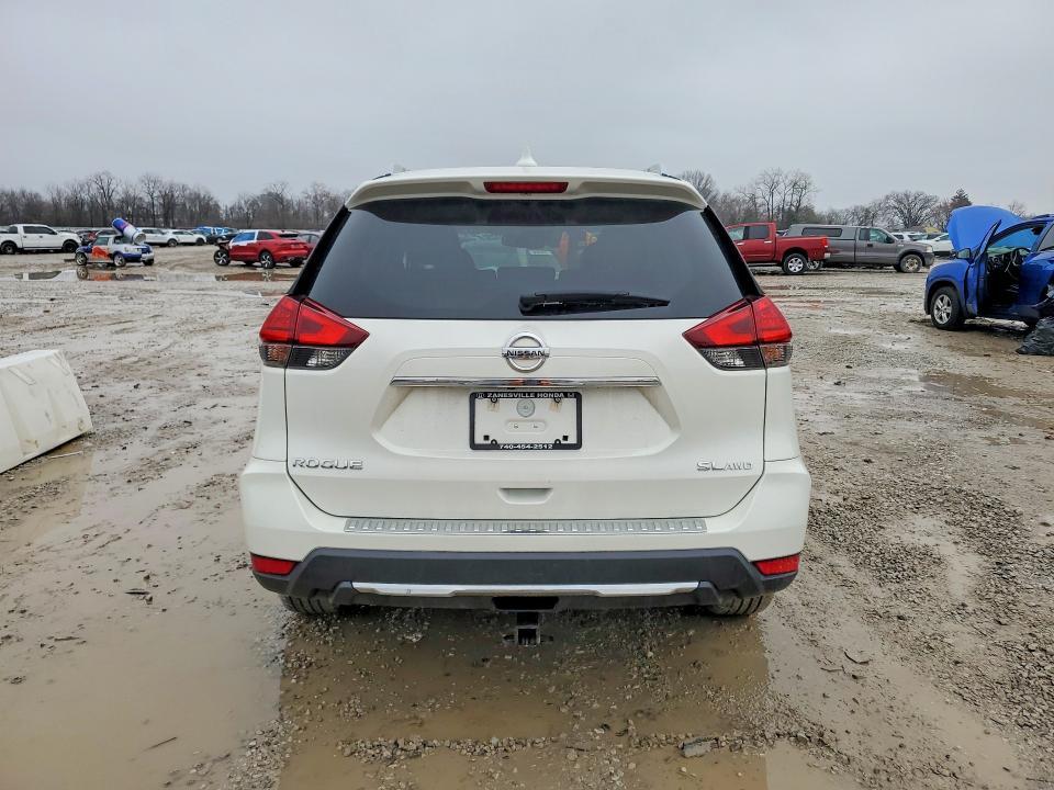 2017 Nissan Rogue sl