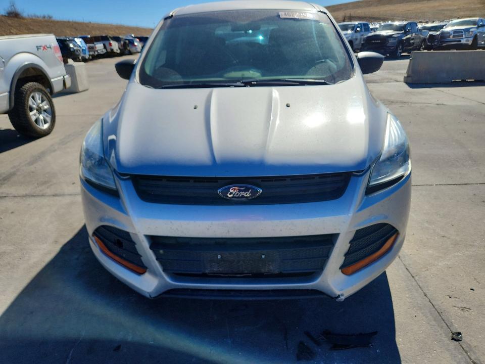 2016 Ford Escape s