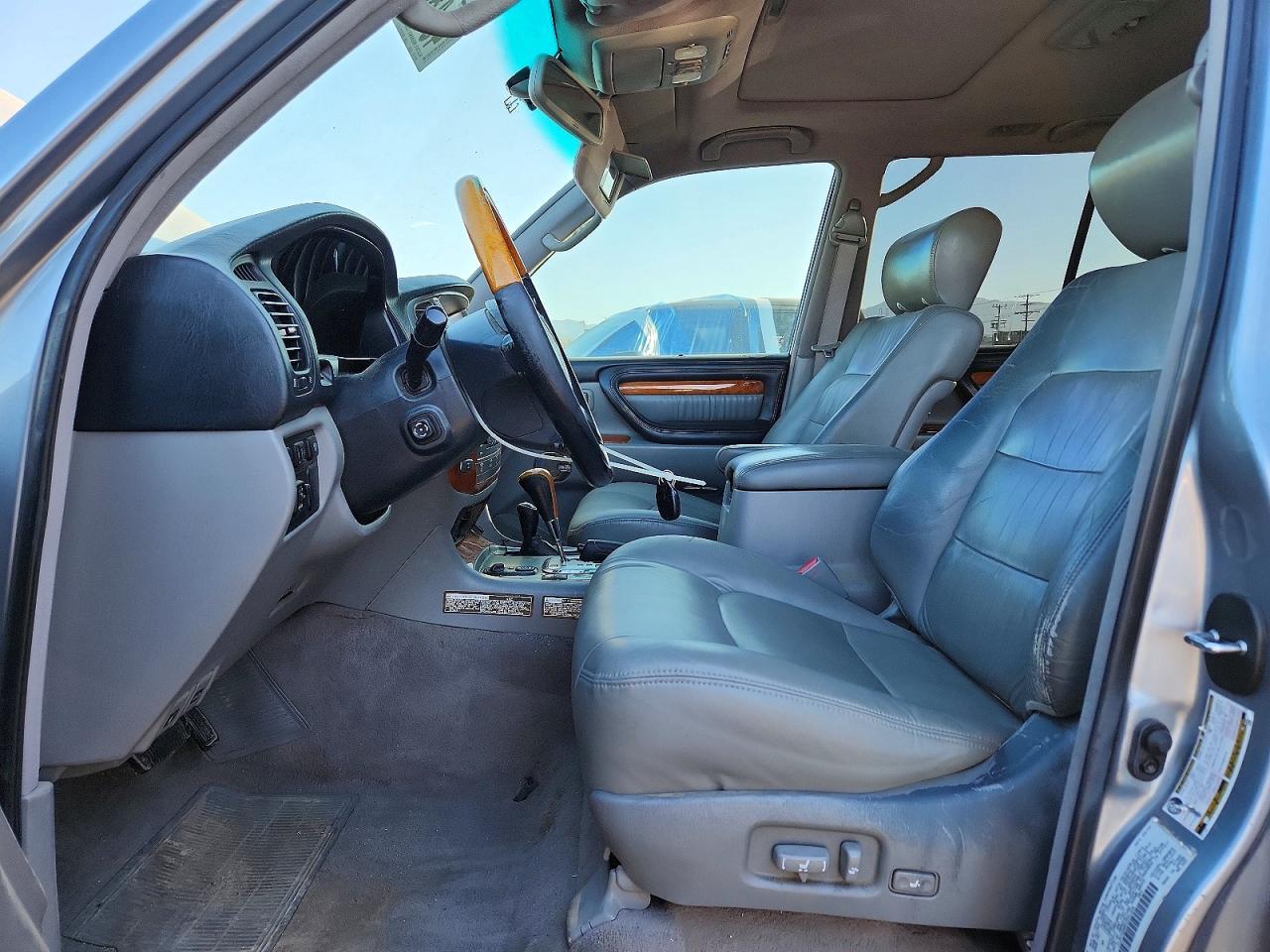 2005 Lexus Lx 470 Base