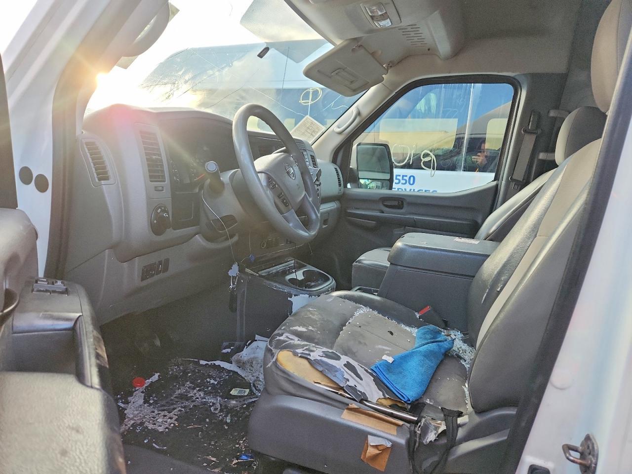 2018 Nissan NV 2500 HD SV