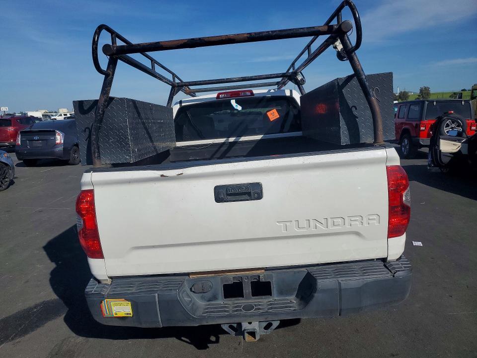 2015 Toyota Tundra SR