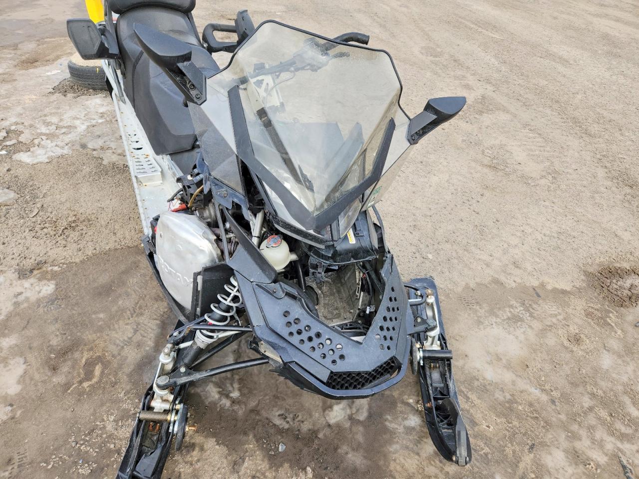 2012 Skidoo Grand Touring Sport