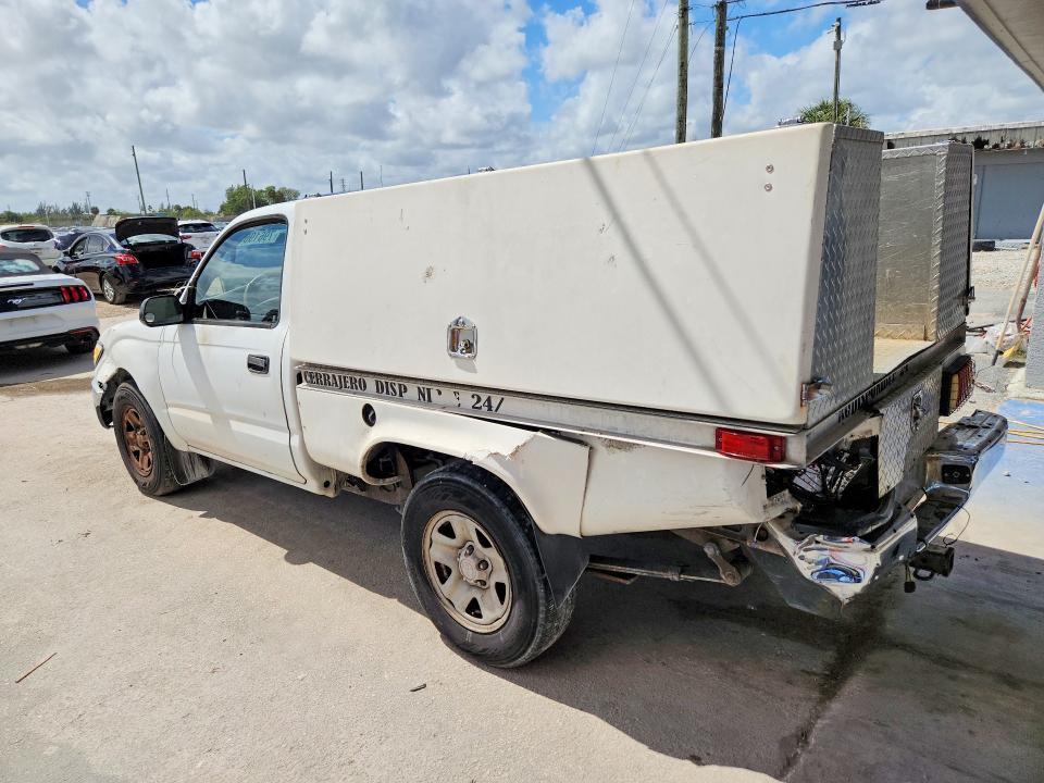 2002 Toyota Tacoma Base