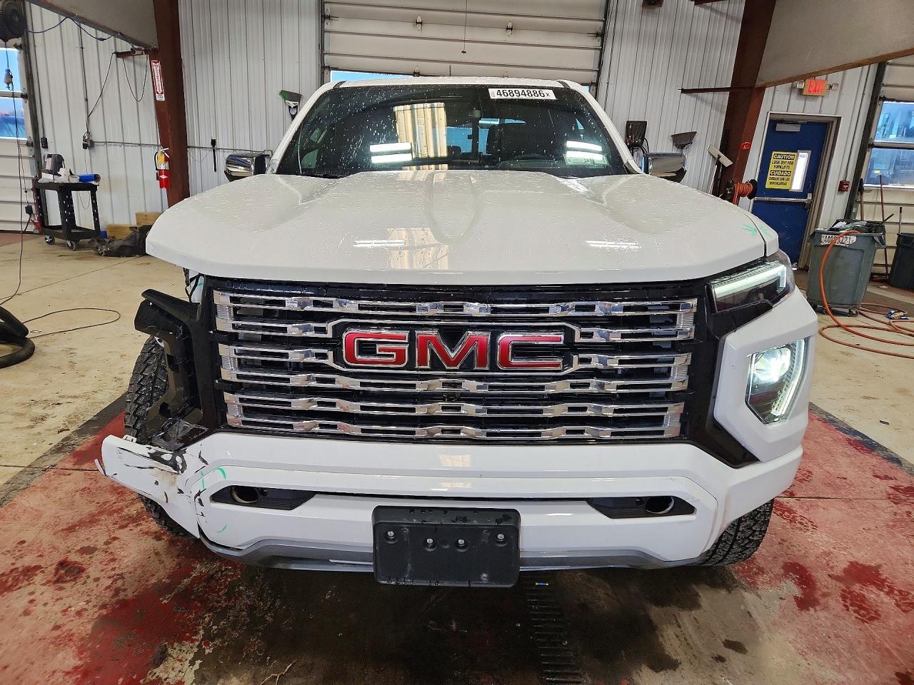 2024 GMC Canyon Denali
