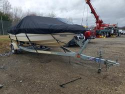 Salvage boats for sale at Chambersburg, PA auction: 2000 Chaparral 21 H20