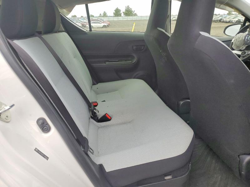 2015 Toyota Prius c one