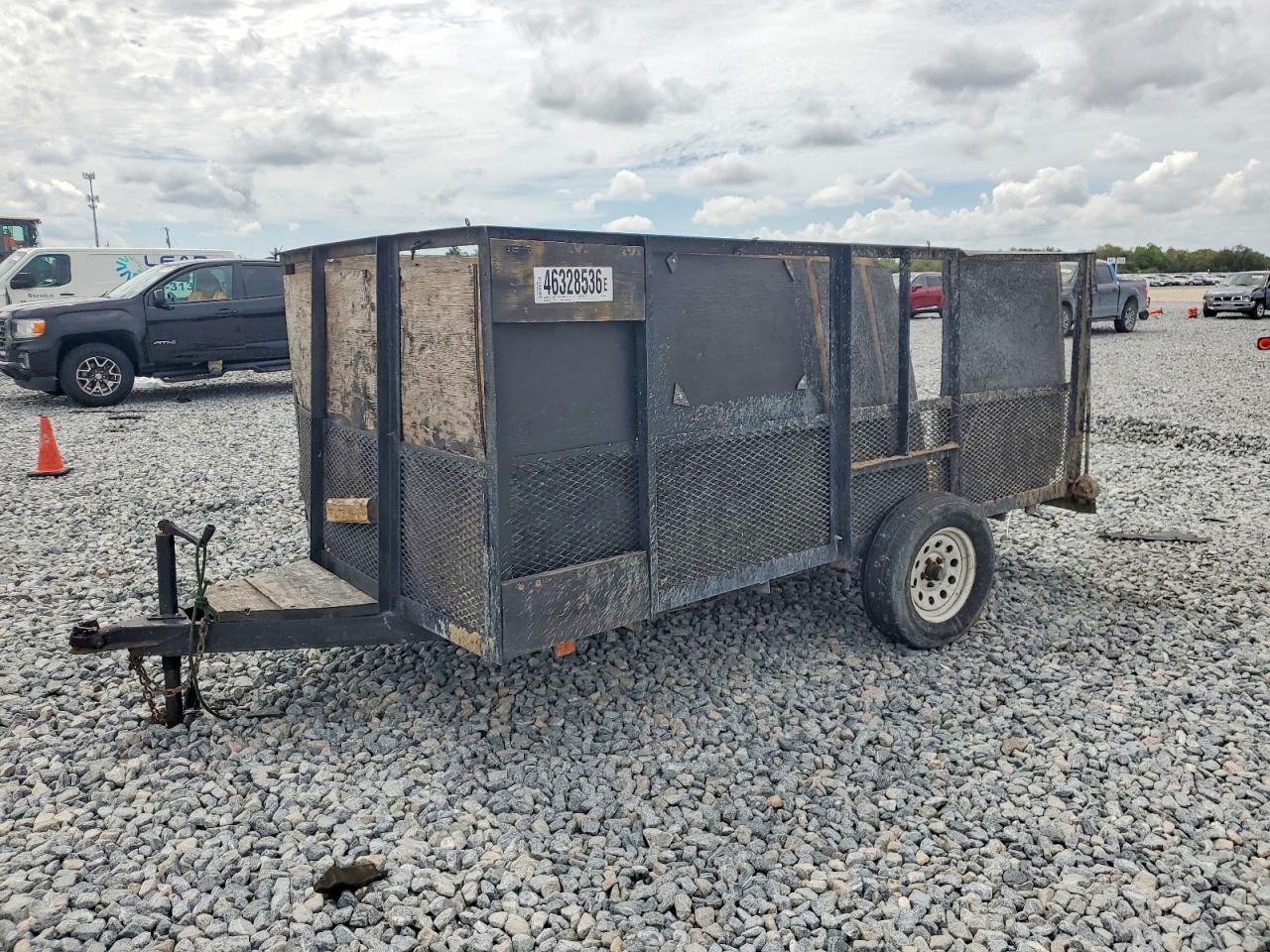 2004 Triple Crown Trailer 2004 Triple Crown Utility Trailer
