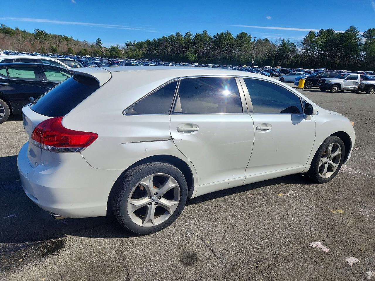 2012 Toyota Venza le