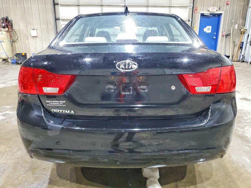 2010 KIA Optima lx