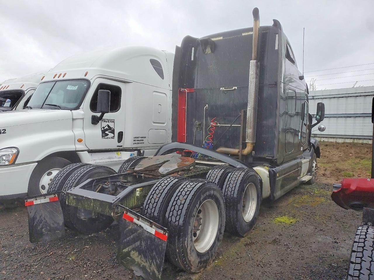 2012 Peterbilt 587
