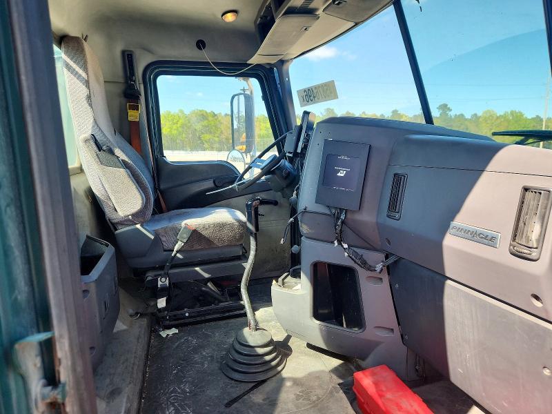 2015 Mack CXU612 Semi Truck