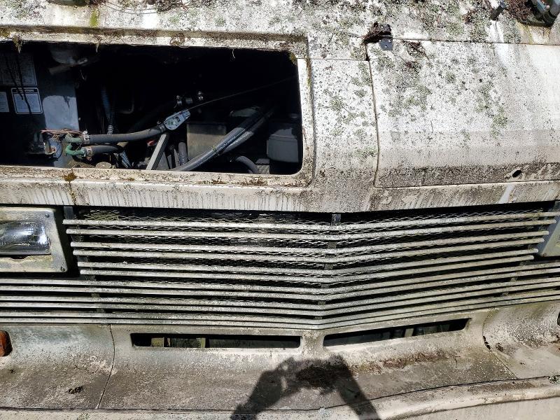 1987 Georgetown 1986 John Deere rv