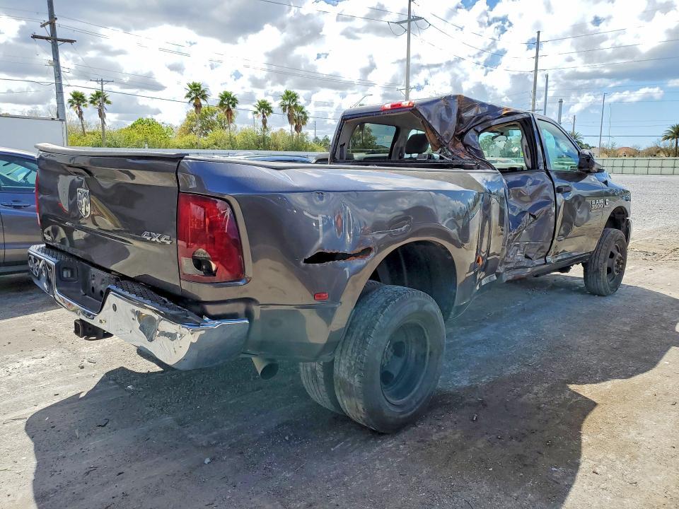2018 Dodge RAM 3500 ST