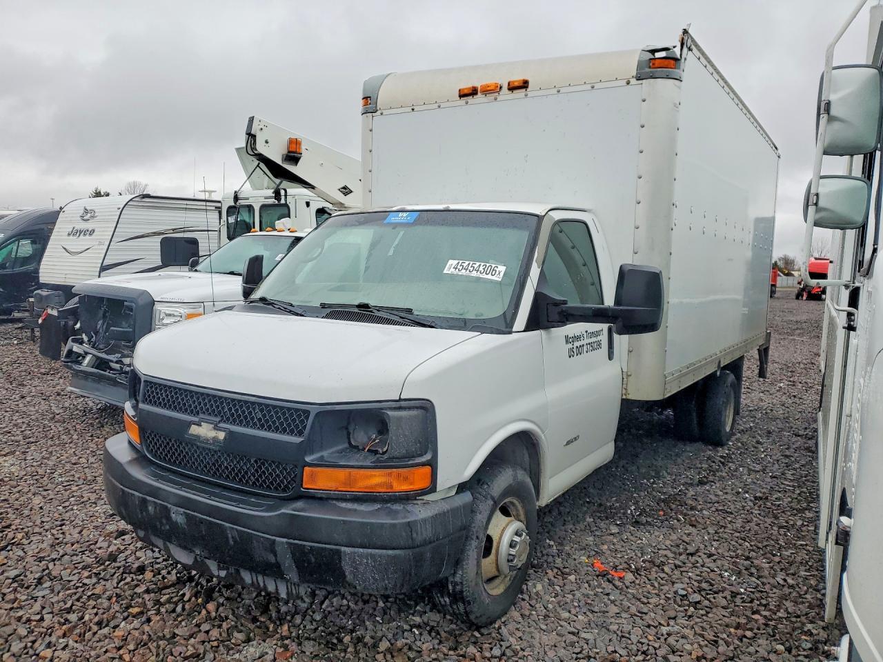 2012 Chev Express G4500