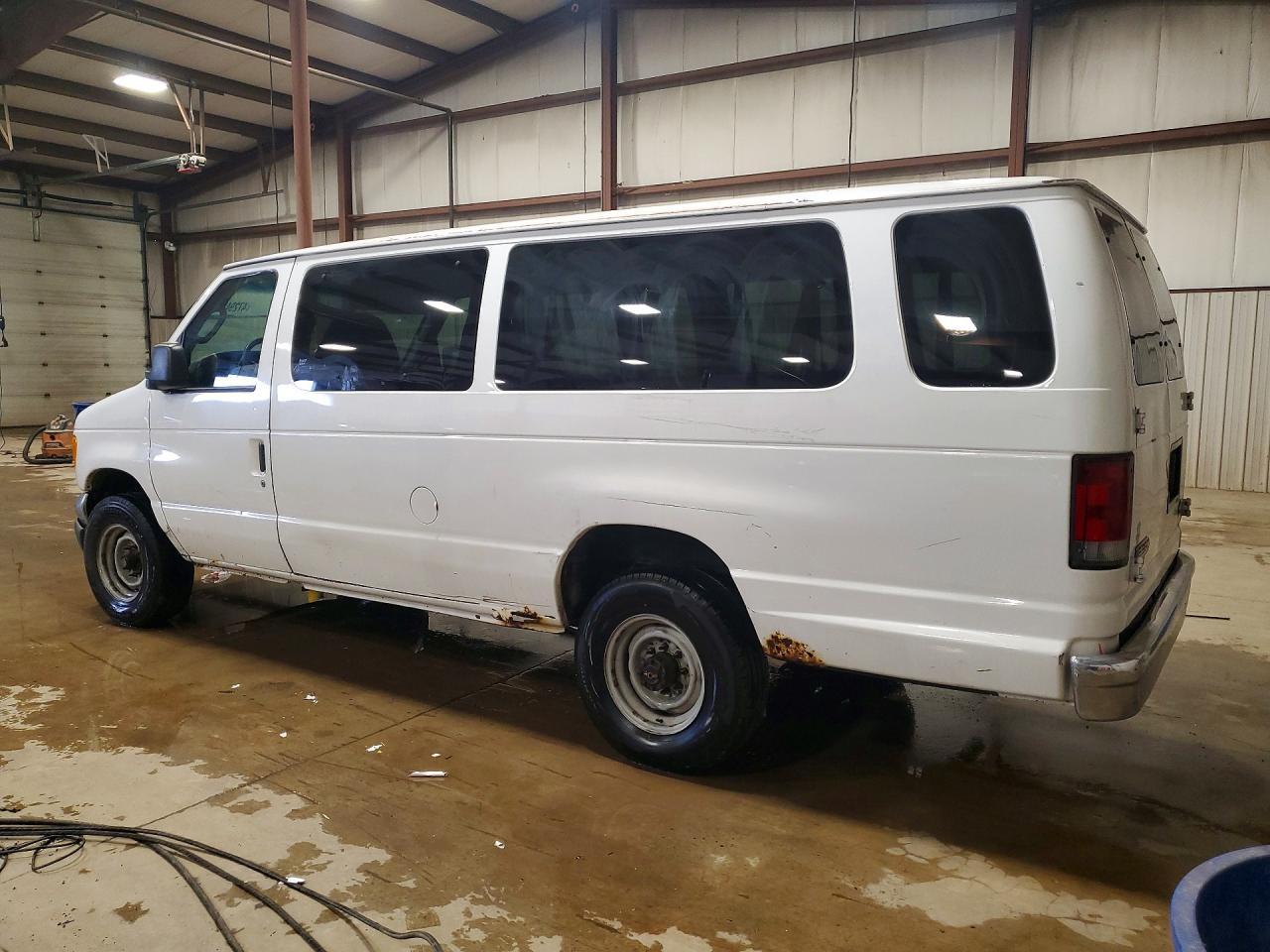 2006 Ford Econoline E350 Super Duty Wagon