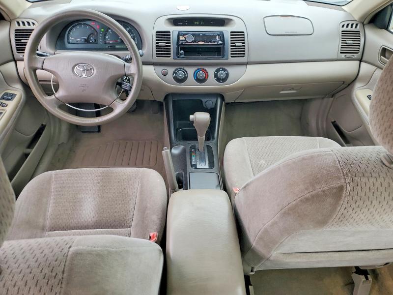 2003 Toyota Camry le