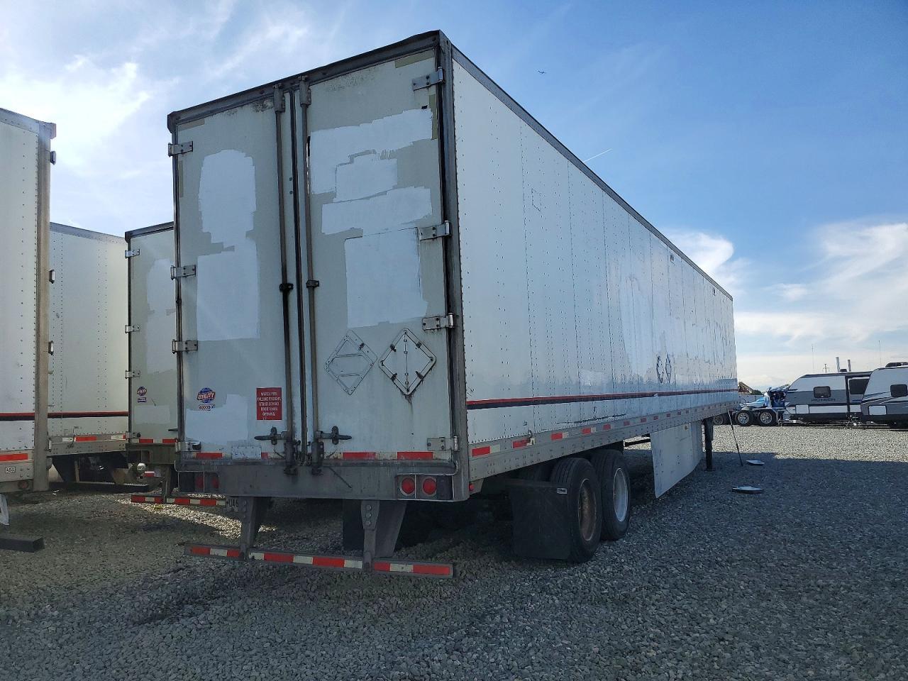 2015 Utility VS2DX DRY Van Trailer