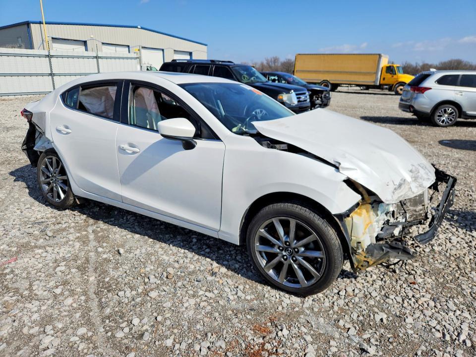 2018 Mazda 3 Touring