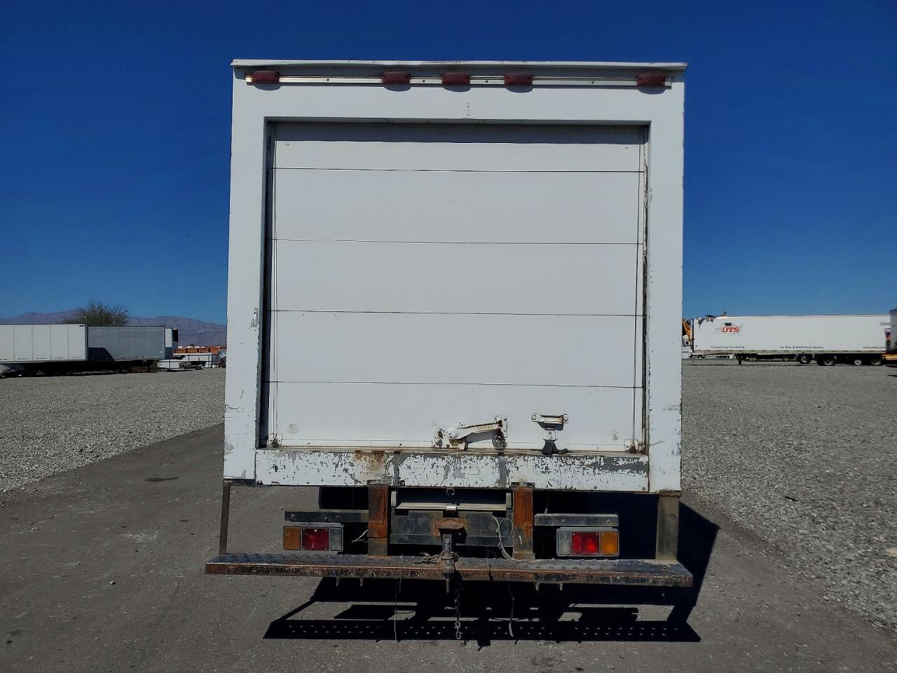 1999 GMC W4 Refrigerated BOX Truck