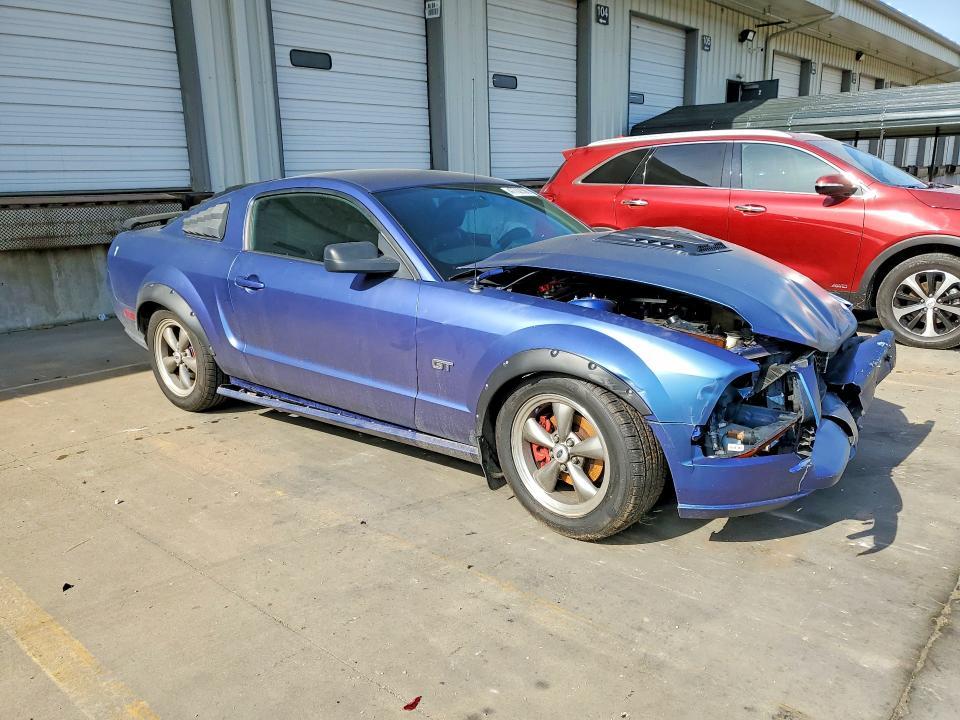 2005 Ford Mustang gt
