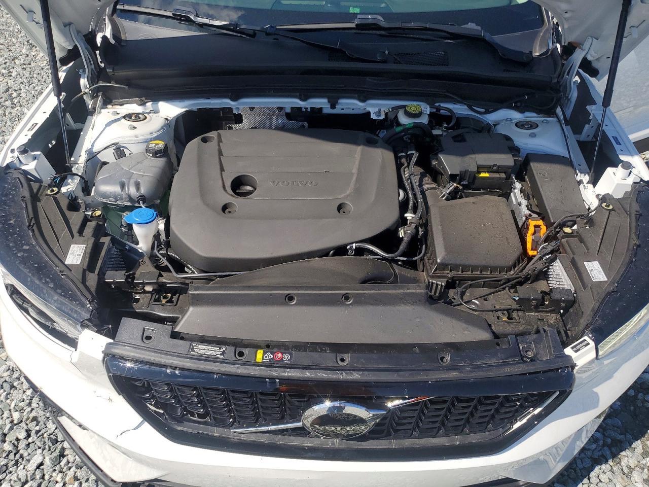 2025 Volvo Xc40 Plus